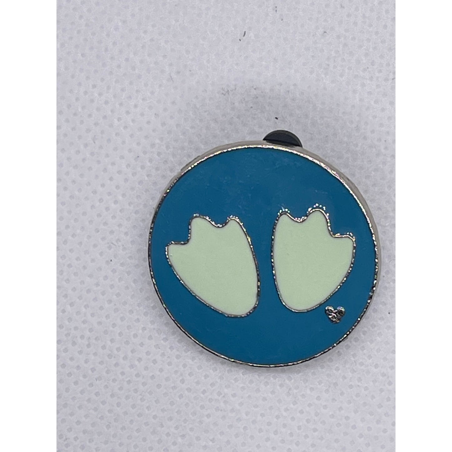 Disney Hidden Mickey Duck Feet Collectible Enamel Pin